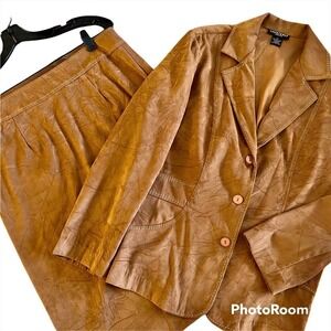 Women's Suit Skirt By Courtenay Faux Suede Sz 12